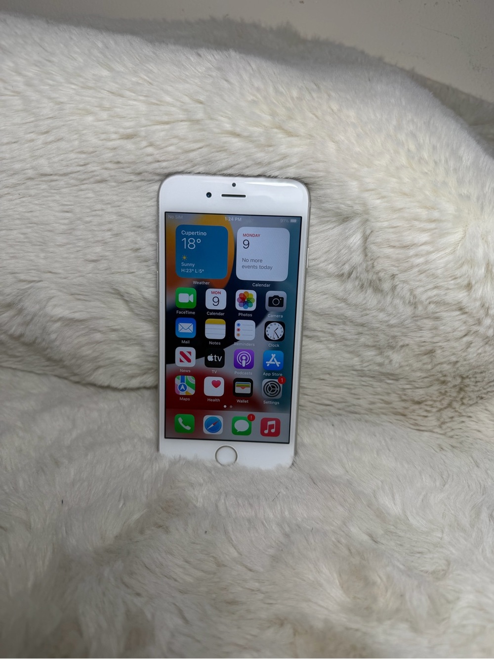 Apple iPhone 6s - White Front (Unlocked)